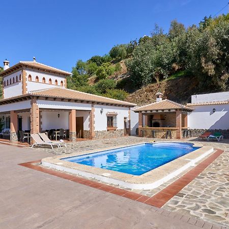 Villa Alejandro En Sayalonga Buitenkant foto